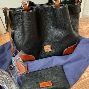 Dooney & Bourke, Brenna satchel